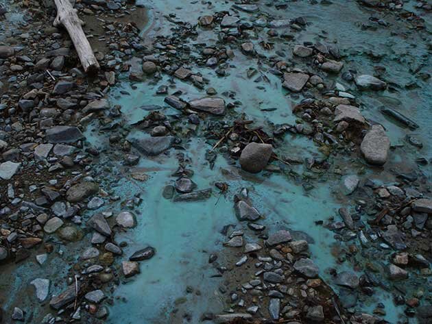 Contaminación de ríos y arroyos por desechos mineros en las cercanías de la mina de cobre Panguna en la Región Autónoma de Bougainville, en Papúa Nueva Guinea. Foto: Catherine Wilson /IPS