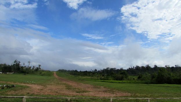 La pista de aterrizaje en Laranjal