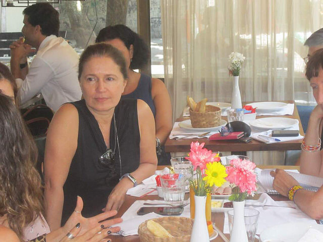 Marina Grossi, presidenta del Consejo Empresarial Brasileño para el Desarrollo Sustentable, brazo nacional del ente mundial, mientras conversa con corresponsales extranjeros en Río de Janeiro el 14 de marzo. Su institución nació en la Cumbre de la T…