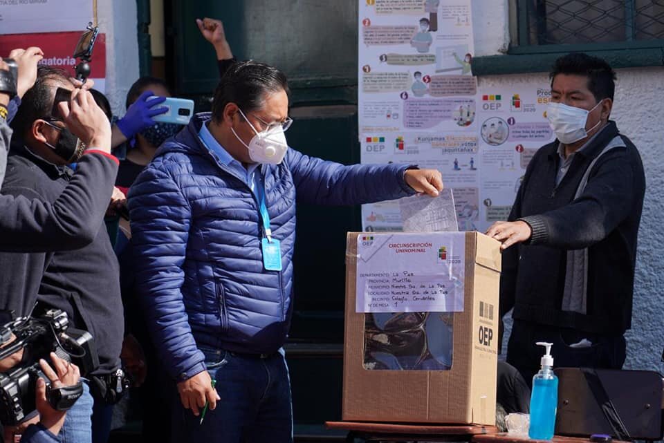 La Federación Internacional de Guardaparques ha enviado una carta al presidente Luis Arce solicitando que se restituya a los despedidos. Foto: FB Luis Arce.